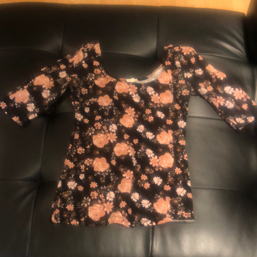 Flowers 🌸 short sleeve shirt